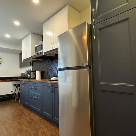 Griz Inn By Stayin Fernie Camera foto