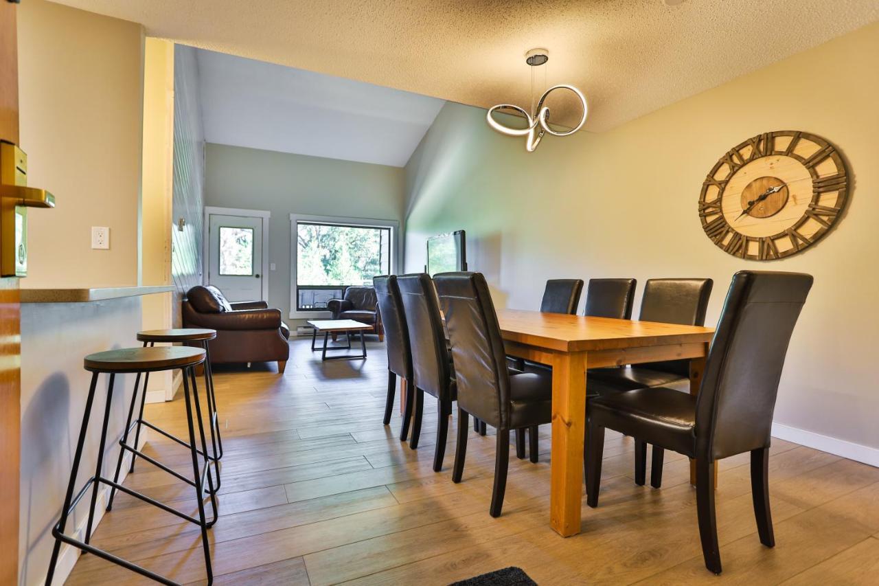 Griz Inn By Stayin Fernie Camera foto