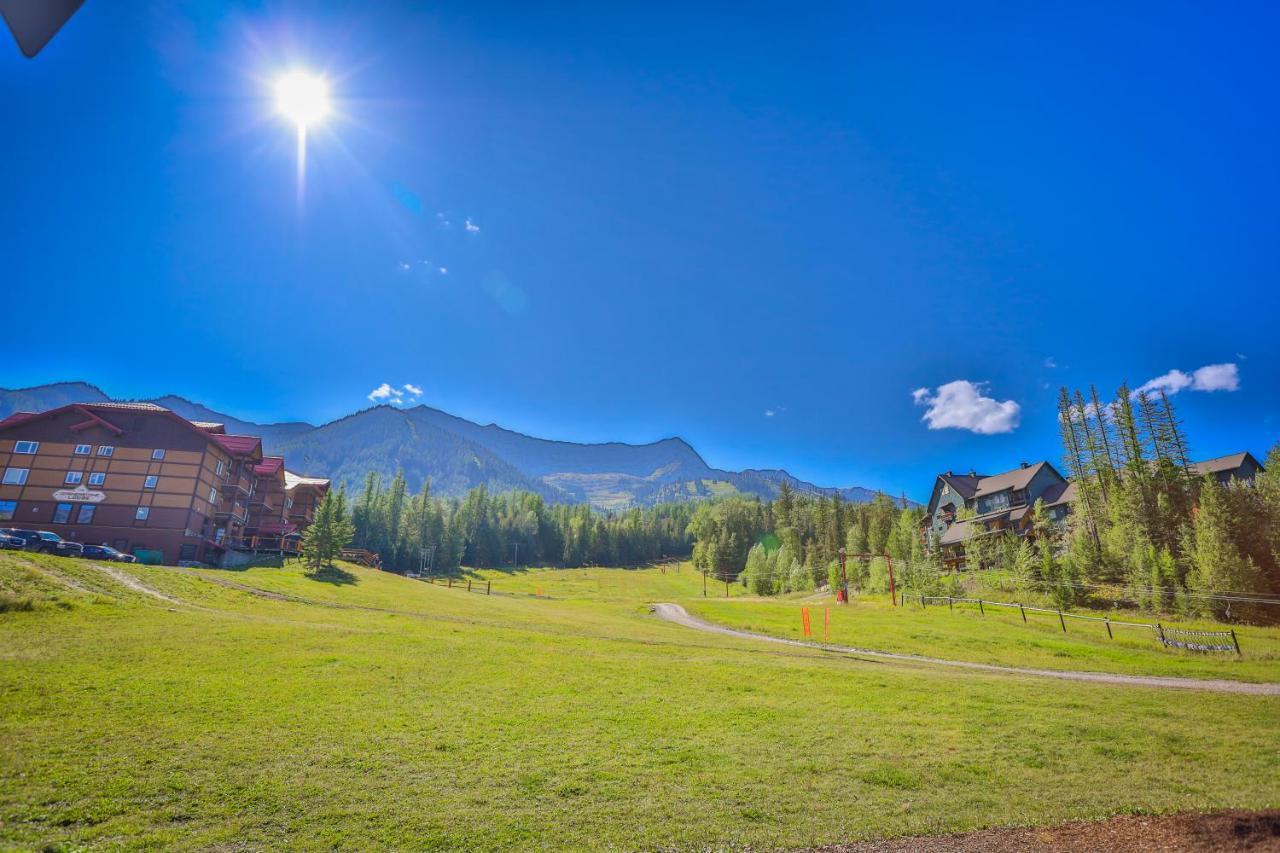Griz Inn By Stayin Fernie Esterno foto